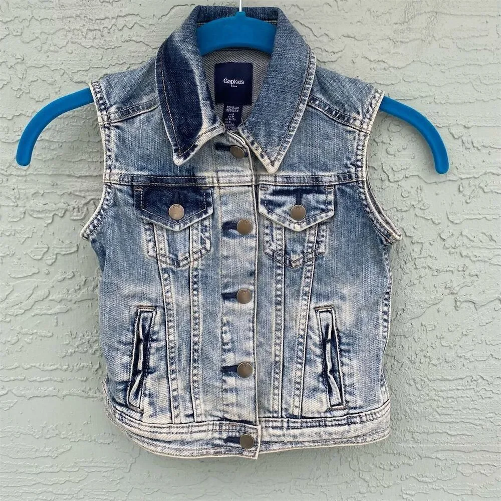 GAP Kids Sleeveless Denim Vest Blue Size 6-7Y Casual Button-Front